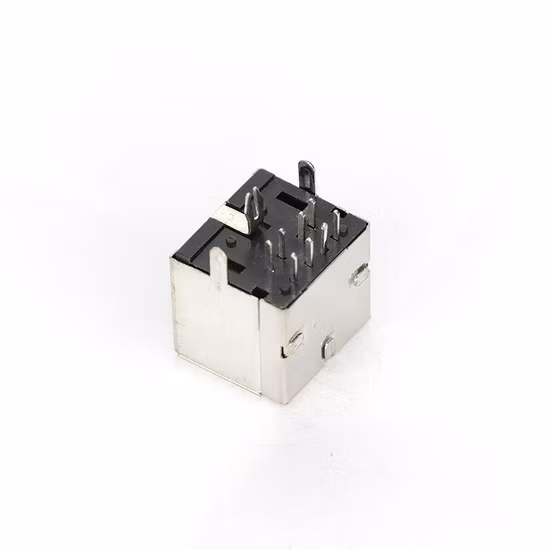 Hochwertiger Mini-DIN-Stecker mit neun Pins für die Verkabelung von Geräten